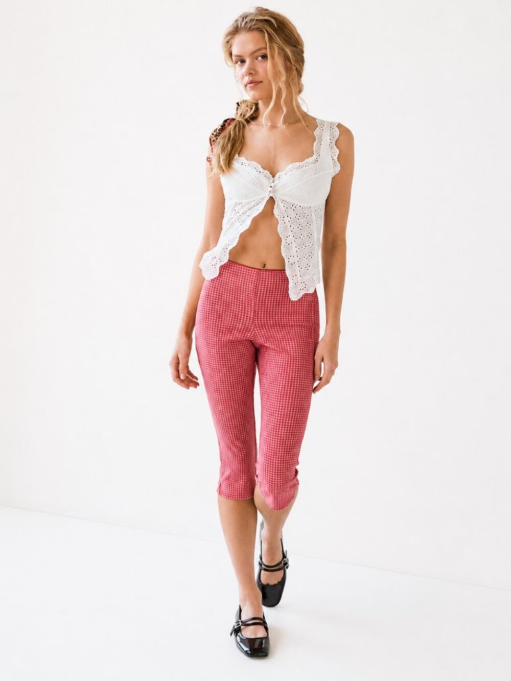 Urban Outfitters Red Gingham Capri Pants | Y2K Pedal Pushers - Size 6